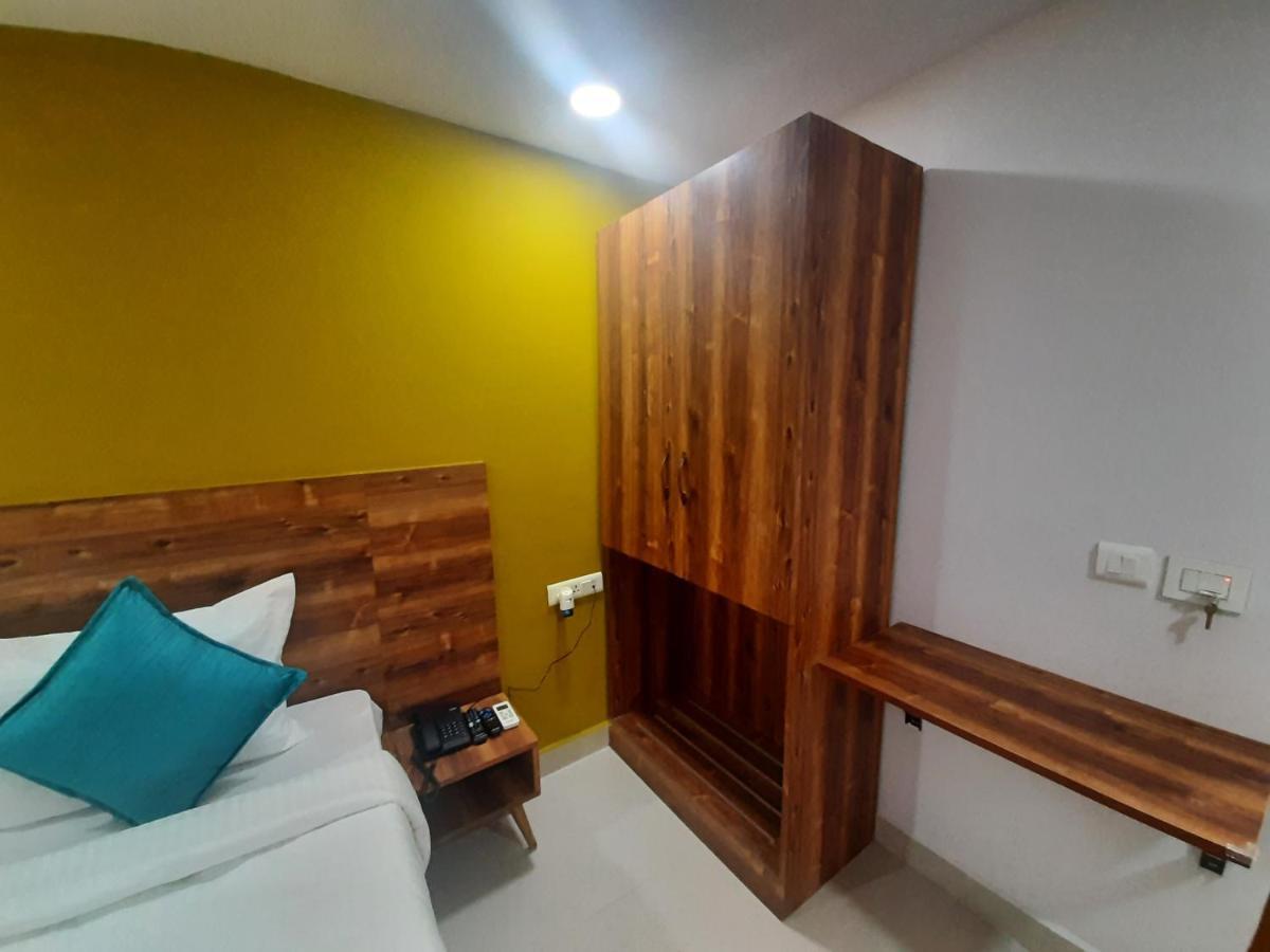 Hotel Prime Jubilee Hyderabad Exterior foto
